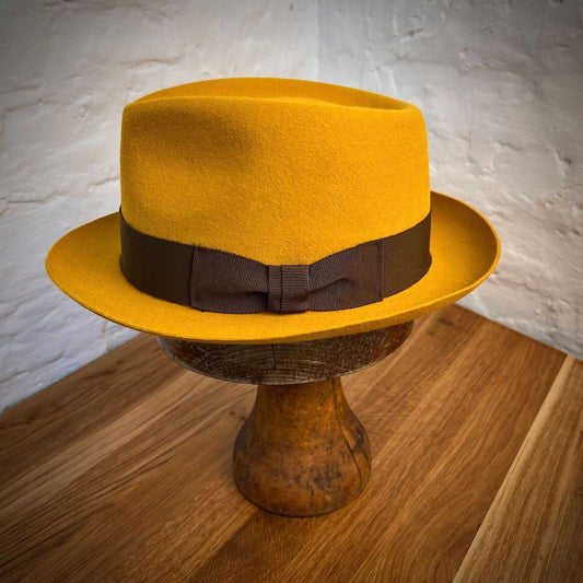 1965 PLAYER Beer Gold