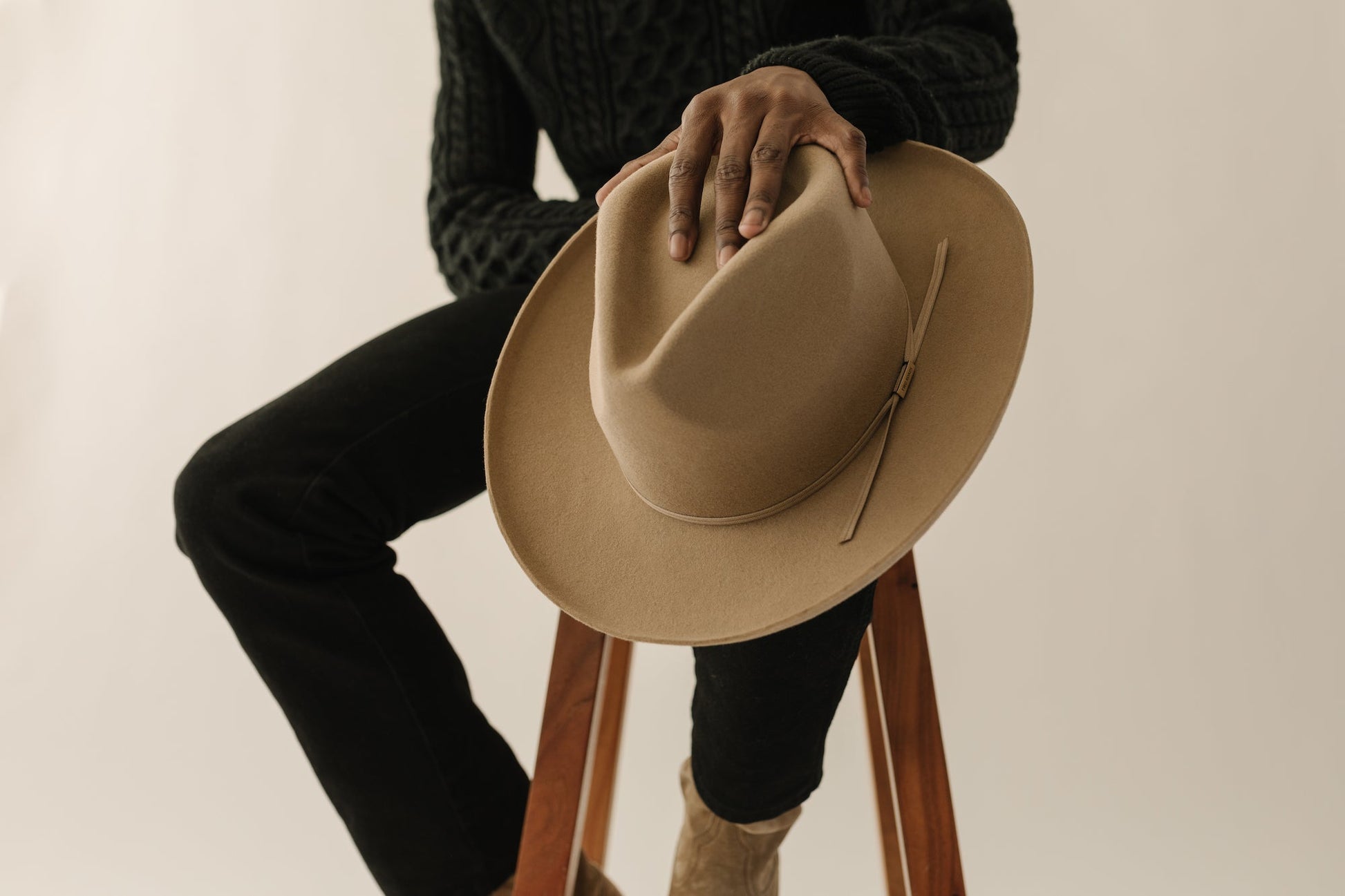 CLARKSDALE TEARDROP CROWN FEDORA – TAN