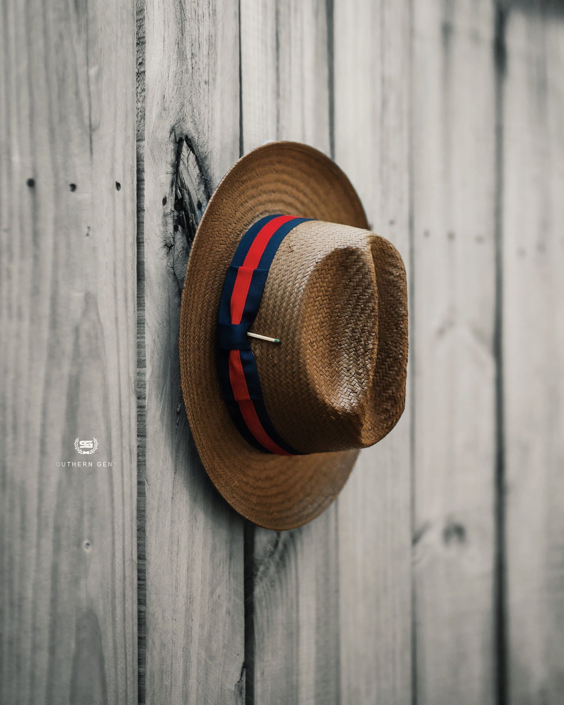 Christmas surprise blind box with 3 random hats (original price 119$, now only 59.99$, free shipping)