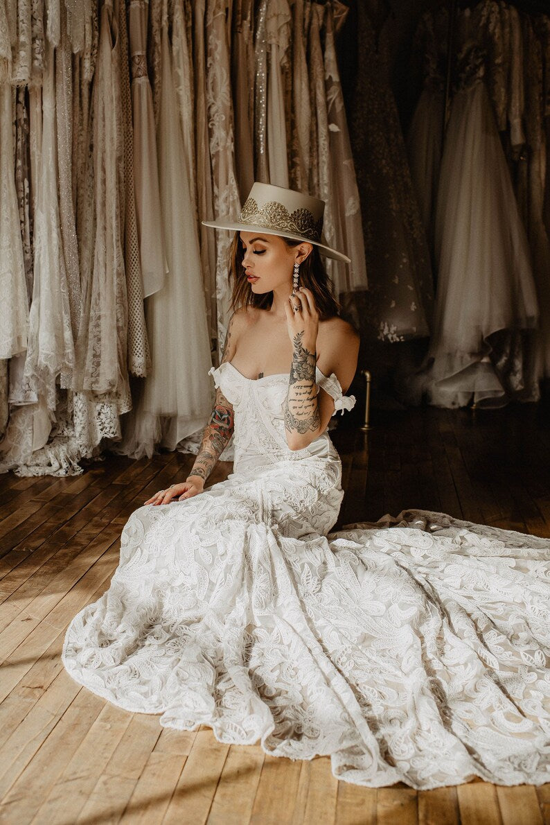 Bridal collection boater suede hat “I DO” in ivory/gold