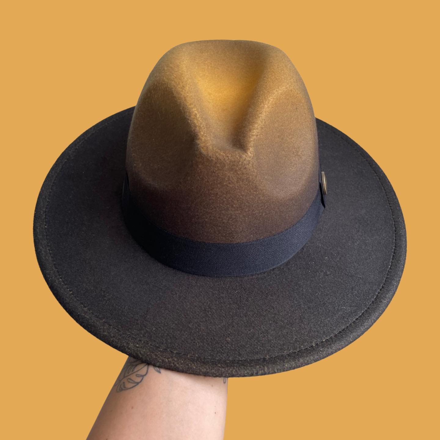 Amos Gradient Fedora