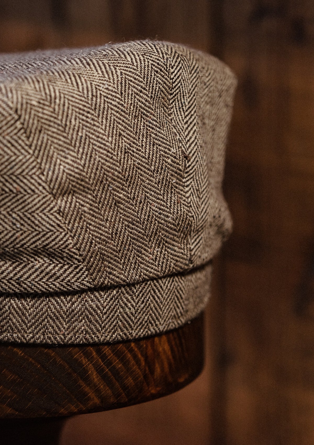 Geary Flat Cap - Sand Herringbone Pure Silk