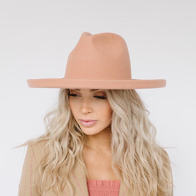 Cara Loren Pencil Brim