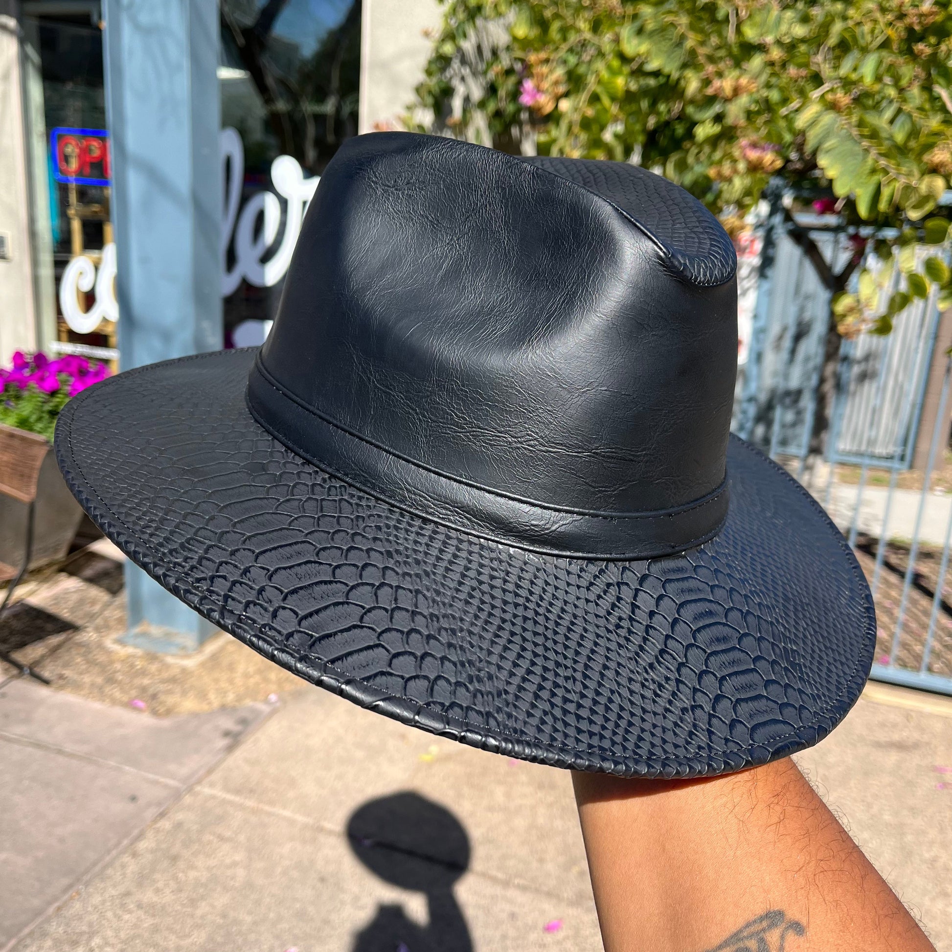 The Illadelph Leather